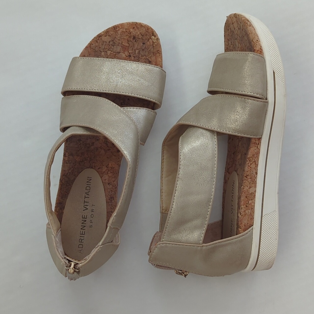 Adrienne Vittadini Sport Claud Metallic Cork Zip Heel Sandal 7.5M Metallic Taupe - Picture 1 of 16